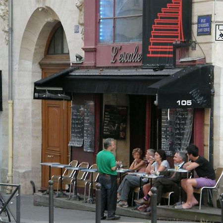 2 pièces calme et central, Paris 10ème Appartamento Esterno foto