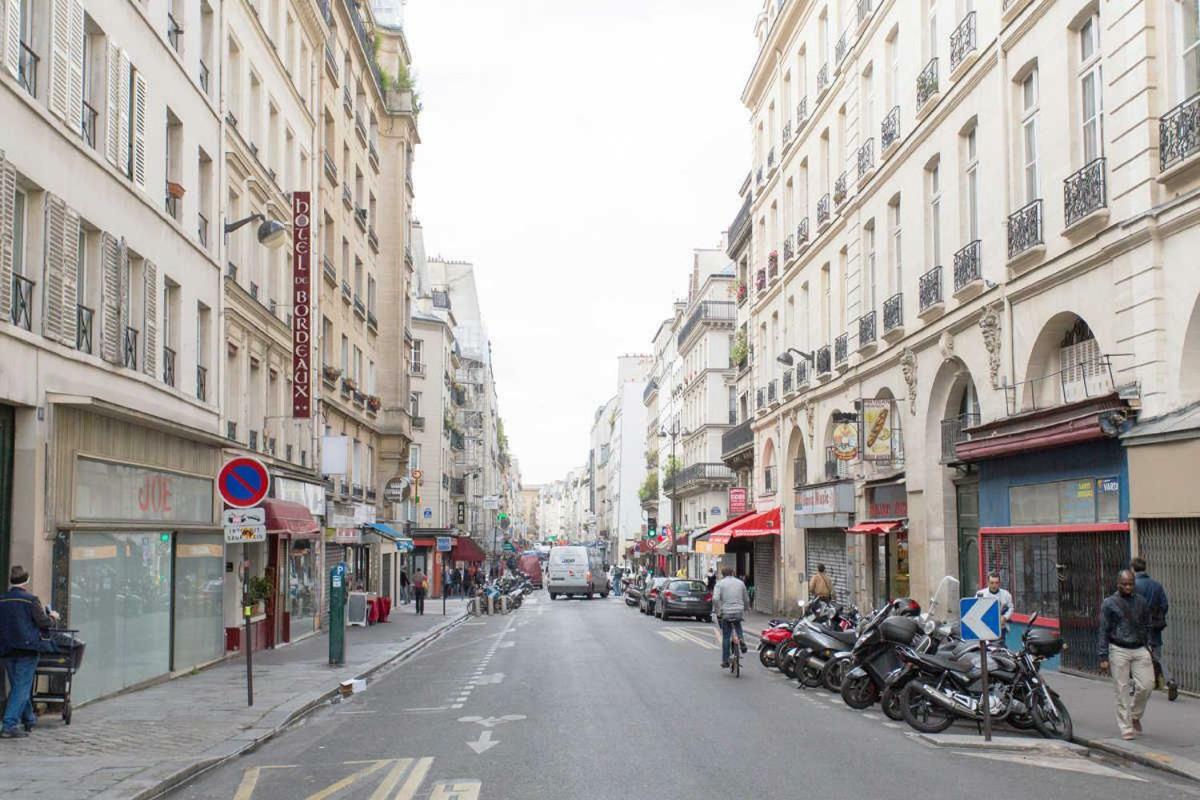 2 pièces calme et central, Paris 10ème Appartamento Esterno foto